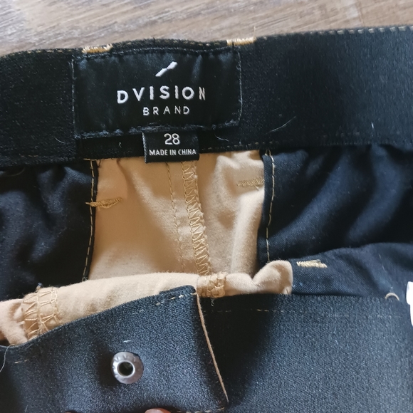 DVision *buy or bundle only * Flat front size 28 khaki - Picture 3 of 6